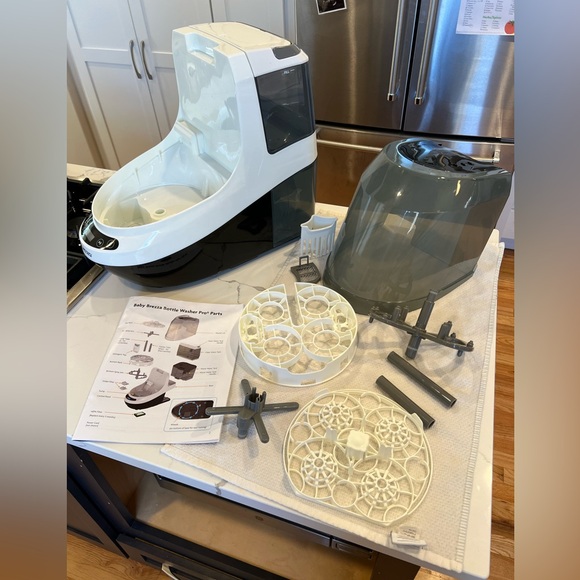 BabyBrezza Bottle Washer Pro: All In One Washer, Sterilizer, Dryer - Picture 5 of 13